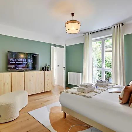 Amazing 4p/1br With Small Garden Parigi