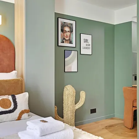 Appartamento Amazing 4p/1br With Small Garden Parigi