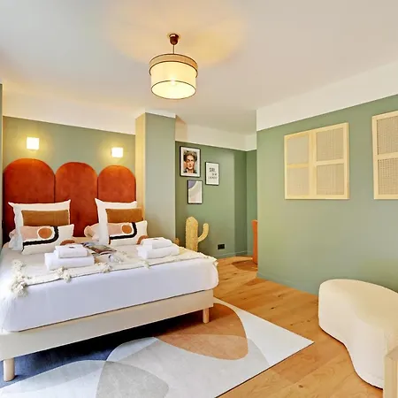 Amazing 4p/1br With Small Garden Appartamento Parigi